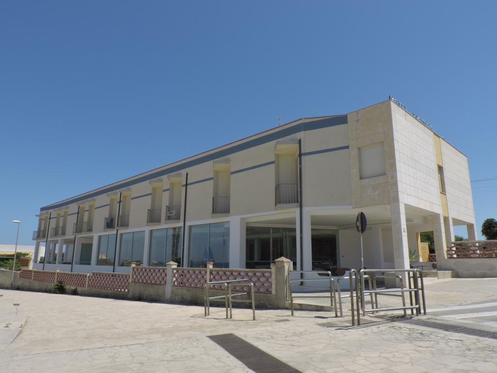 Hotel Vittorio Portopalo Di Capo Passero Eksteriør billede